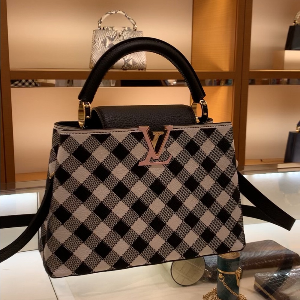 New! Louis Vuitton Capucines BB Handbag